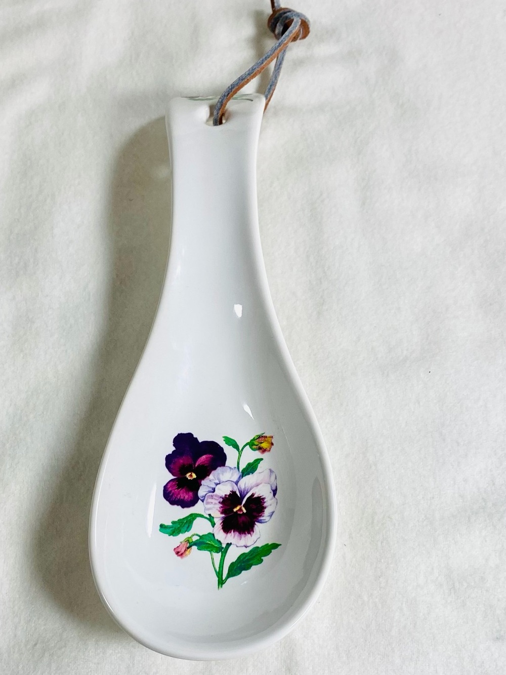 Vintage 1991 Potpourri Press Pansy Flowers Spoon Rest Green & Purple